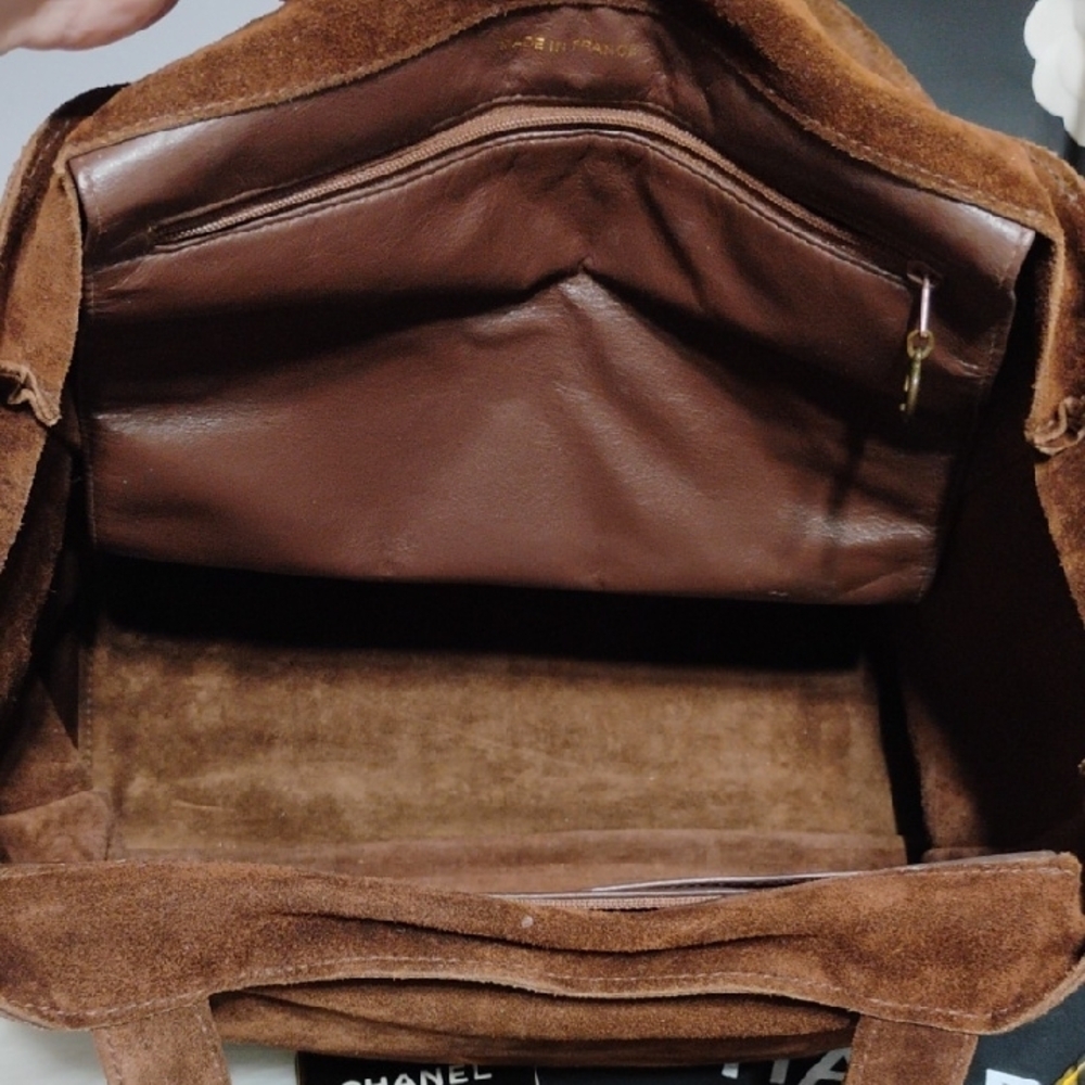 Authentic CHANEL Vintage Brown Suede Tote Handbag W Dust Bag - Picture 10 of 16